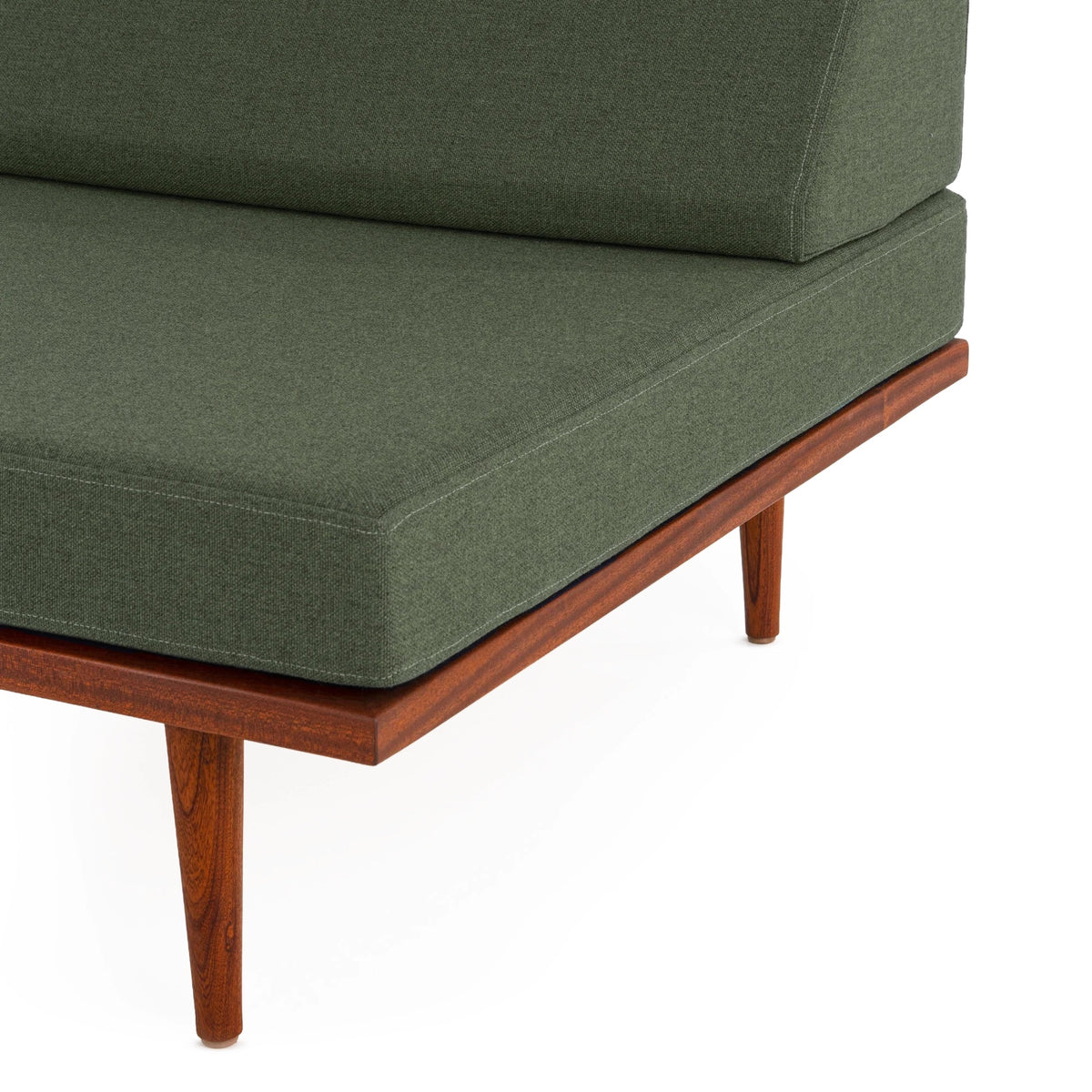 Case Study® Solid Wood Outdoor Daybed Chair
