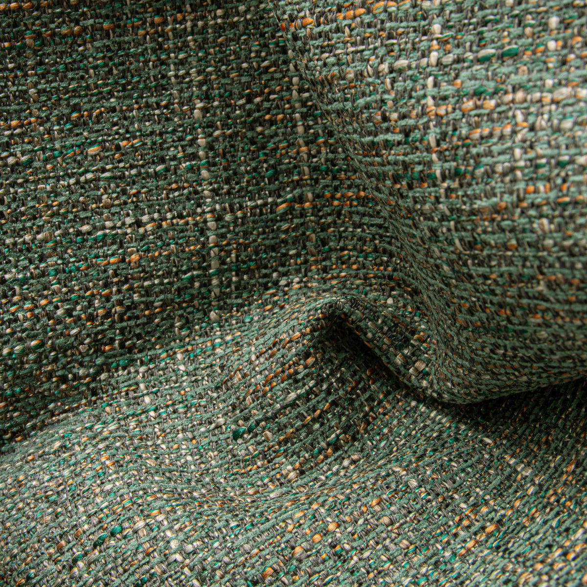 TIII: Knoll Diva Evergreen Swatch